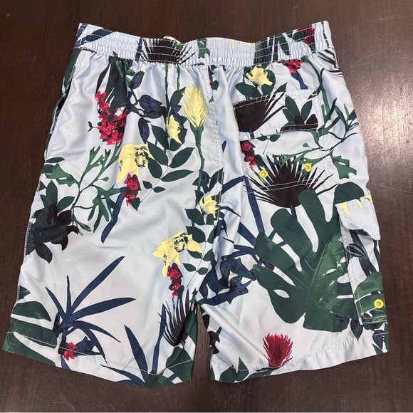 Tommy Bahama Relax Men’s Tropical Print Bathing Suit Swim Trunks SIze Medium - Picture 8 of 10